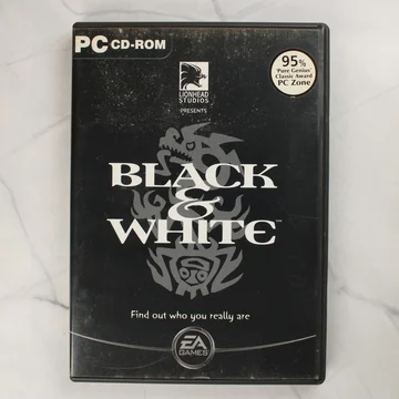 Black & White PC játék tokjának előlapja