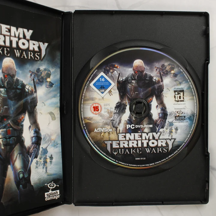 Enemy Territory Quake Wars PC tartalom Nyitott Enemy Territory: Quake Wars tok lemezzel és kézikönyvvel