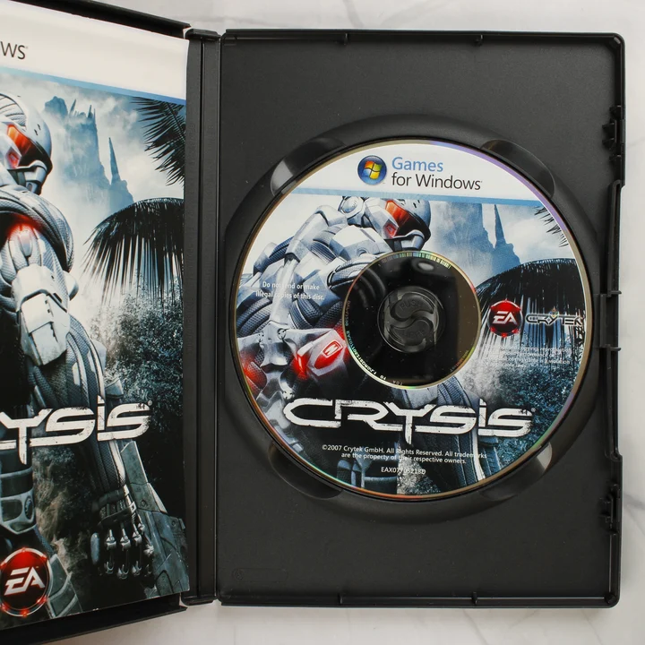 Crysis PC játék nyitott tokban a lemezzel