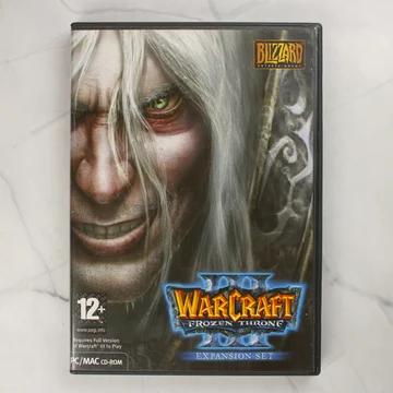 Warcraft III The Frozen Throne videójáték tokjának előlapja