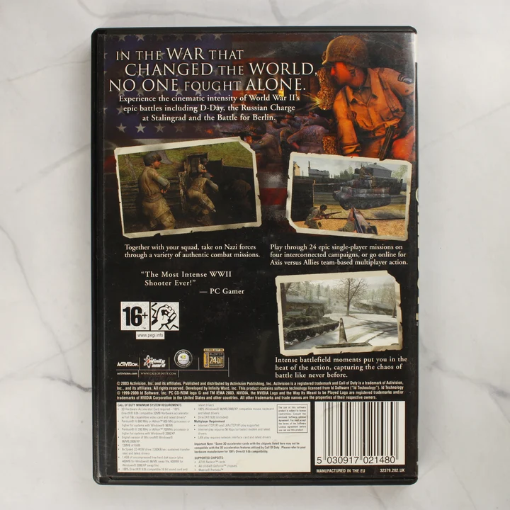 Call of Duty PC hátlap A Call of Duty PC-s videójáték tokjának hátoldala a rendszerkövetelményekkel