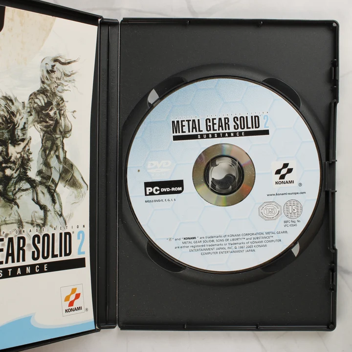 Metal Gear Solid 2 Substance PC lemez Metal Gear Solid 2 Substance nyitott tok és DVD lemez
