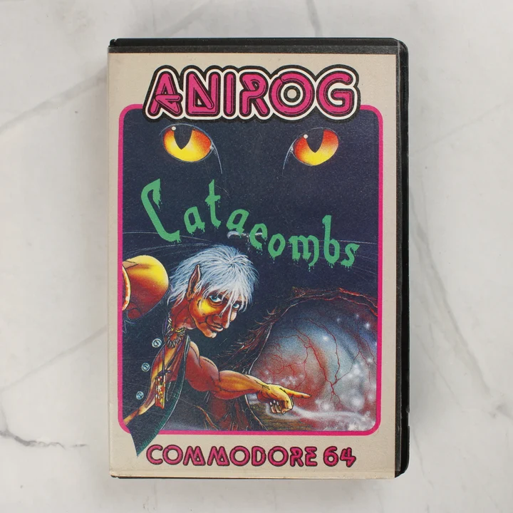 Catacombs C64 borító A Catacombs videójáték Commodore 64-es kiadásának előlapja színes illusztrációval
