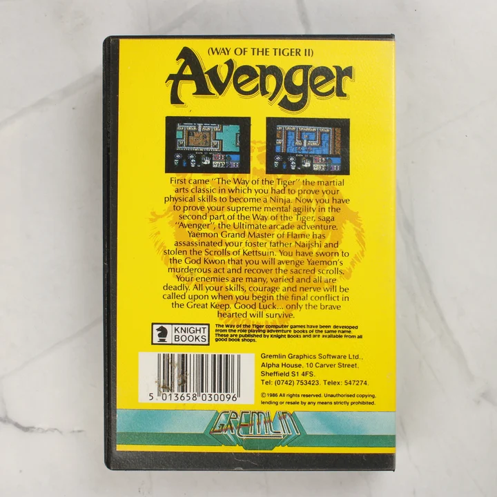Az Avenger videójáték hátoldala leírással és vonalkóddal