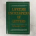 A Lifetime Encyclopedia of Letters könyv sötétzöld borítója arany felirattal