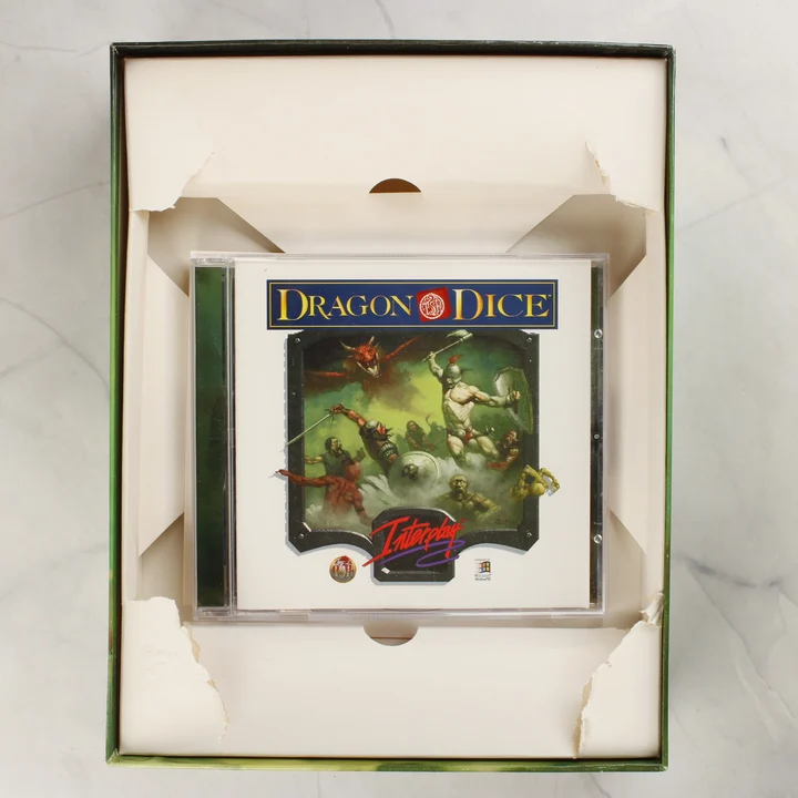 Dragon Dice CD-tok Dragon Dice CD-tok a doboz belsejében