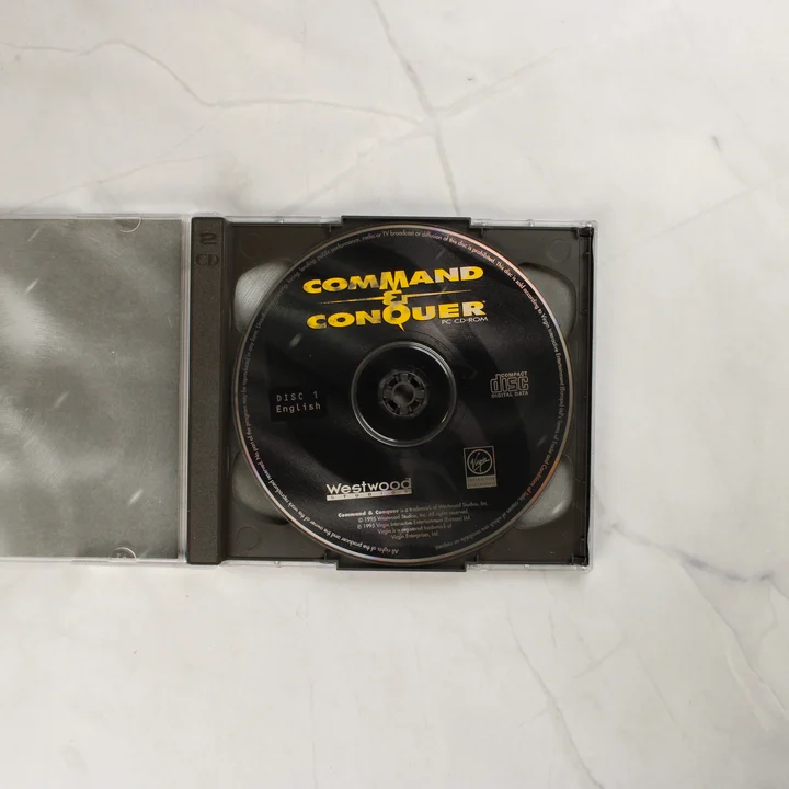Command & Conquer Disc 1 Command & Conquer 1-es számú CD lemez a tokban