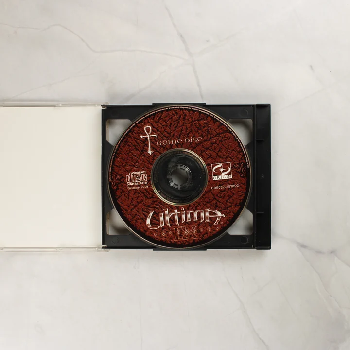 Ultima IX játék CD Ultima IX Ascension Game Disc a tokban