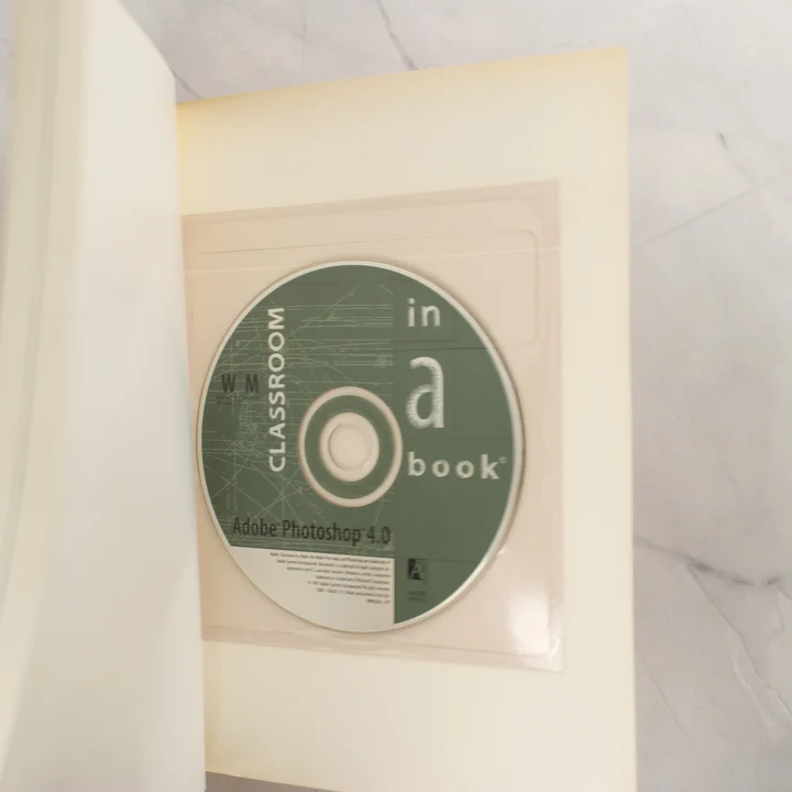 Adobe Photoshop 4.0 CD-ROM A könyv belső borítója a CD-ROM melléklettel