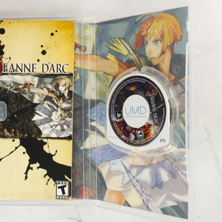 Jeanne d'Arc PSP belső tartalom Jeanne d'Arc PSP játék nyitott tokban kézikönyvvel és lemezzel
