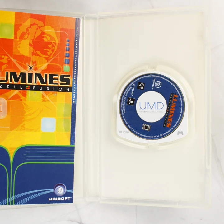 Lumines: Puzzle Fusion PSP UMD lemez a tokban
