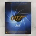 James Bond 007 Blu-ray díszdoboz elölnézete fegyvercső grafikával