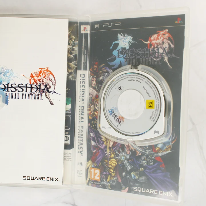 Dissidia Final Fantasy PSP belső tartalom Dissidia Final Fantasy PSP játék nyitott tokkal
