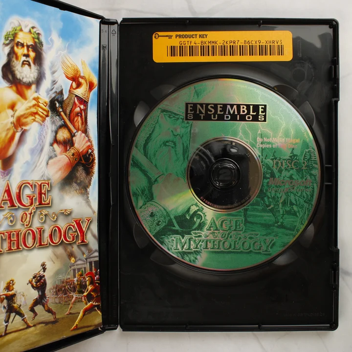 Age of Mythology belső tartalom Age of Mythology nyitott tok lemezzel és kóddal