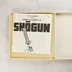 A Shogun videójáték használati útmutatója a dobozban