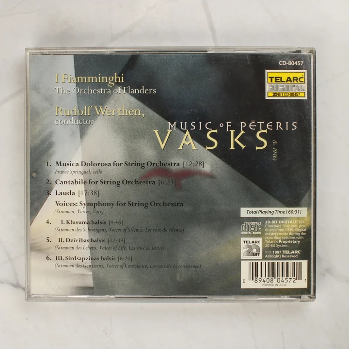 Pēteris Vasks CD hátlap Pēteris Vasks komolyzenei CD hátlapja a számlistával és vonalkóddal