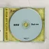 A nyitott CD-tok a világoskék színű lemezzel