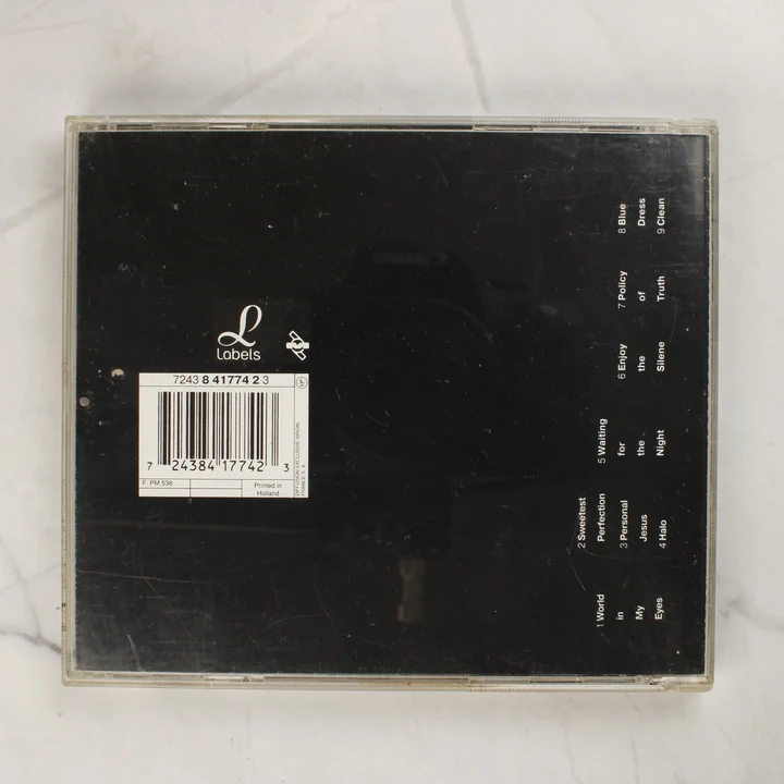 Depeche Mode Violator CD hátlapja a számlistával és vonalkóddal