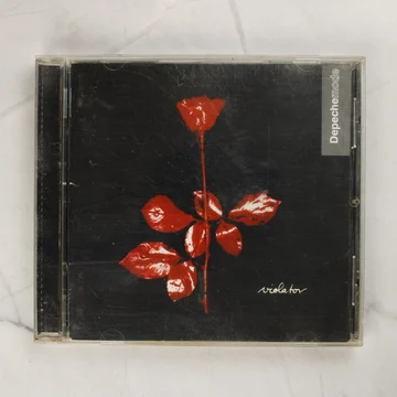 Depeche Mode Violator CD előlapja a vörös rózsával
