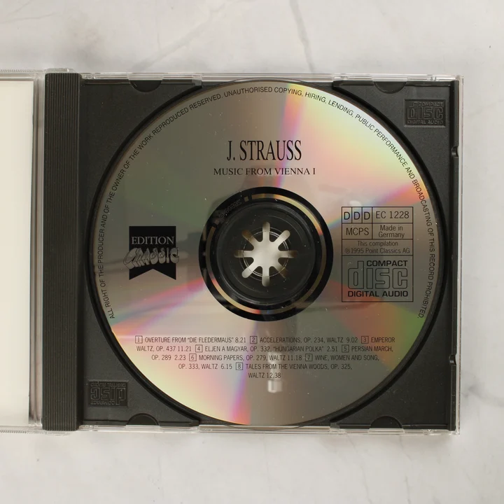 J. Strauss - Music from Vienna I CD lemez a nyitott tokban