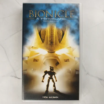A Bionicle: A Fényálarc VHS kazetta elülső borítója a műanyag tokban