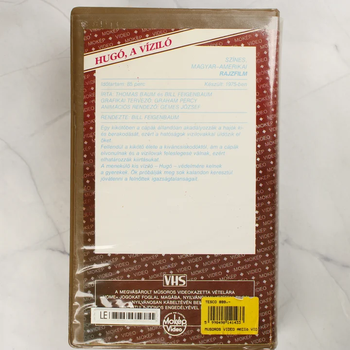 Hugó, a víziló VHS hátoldal A Hugó, a víziló VHS kazetta tokjának hátoldala a stáblistával és leírással