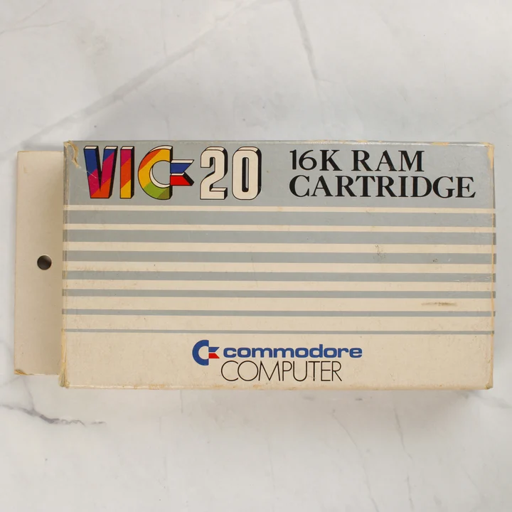 commodore-vic-1111-ram-cartridge-dobozban Commodore VIC-1111 16K RAM bővítő cartridge eredeti papírdobozban