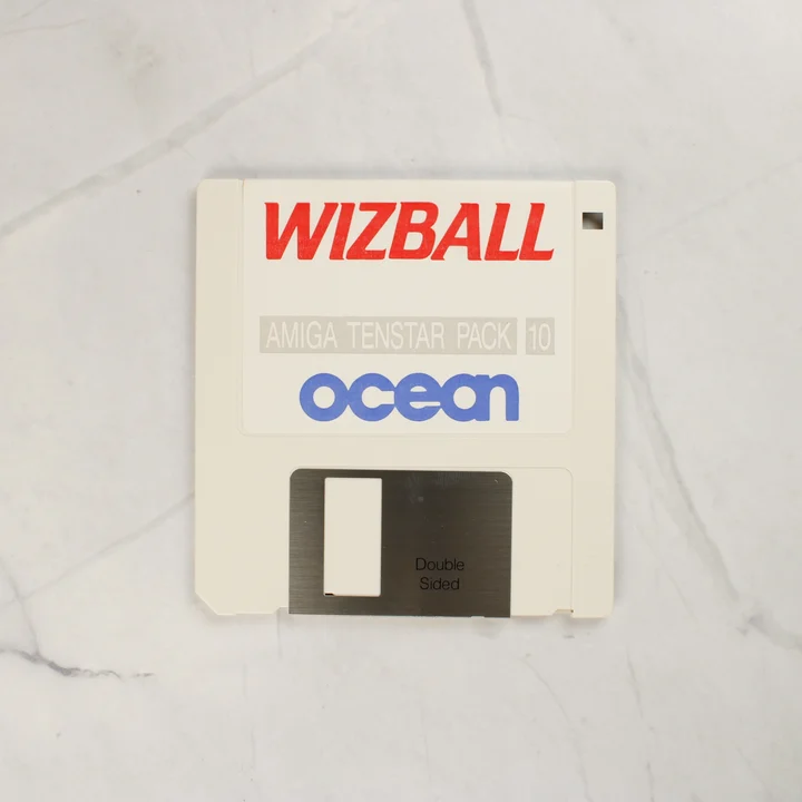 A Wizball Amiga játék 3,5 colos floppy lemeze