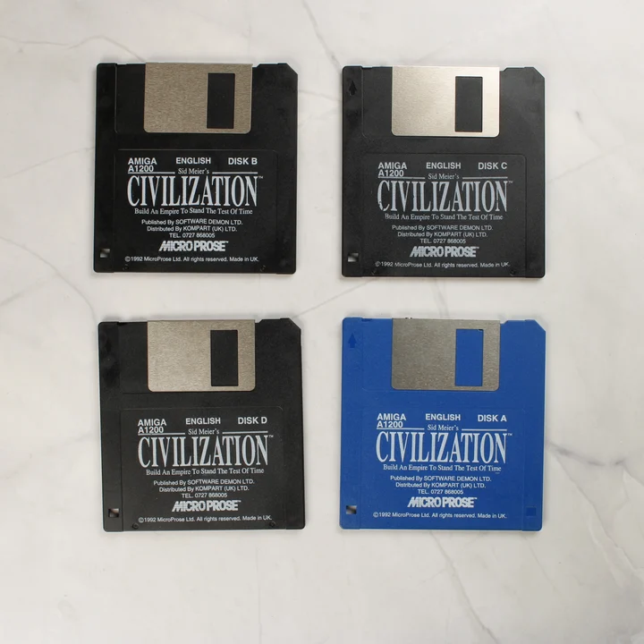 Ngy darab 3,5 colos floppy lemez a Civilization Amiga 1200 játékhoz