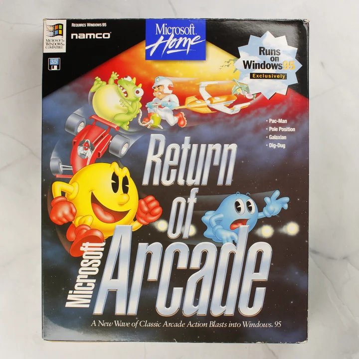 A Microsoft Return of Arcade Windows 95-ös játékgyűjtemény színes kartondobozának előlapja