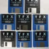 Nyolc darab kék és fekete színű 3,5 colos TFX floppy lemez egymás mellett