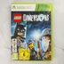 A LEGO Dimensions Xbox 360 videójáték tokjának előlapja Batman, Vadóc és Gandalf karaktereivel