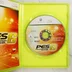 A Pro Evolution Soccer 6 Xbox 360 nyitott tokja a lemezzel és a kézikönyvvel