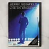 Jerry Seinfeld Live on Broadway DVD előlapja kék megvilágítású színpadi fotóval