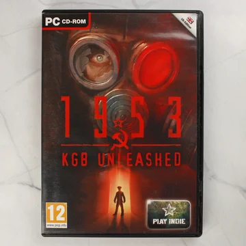 A 1953 - KGB Unleashed PC-s videójáték tokjának előlapja gázálarcos grafikával