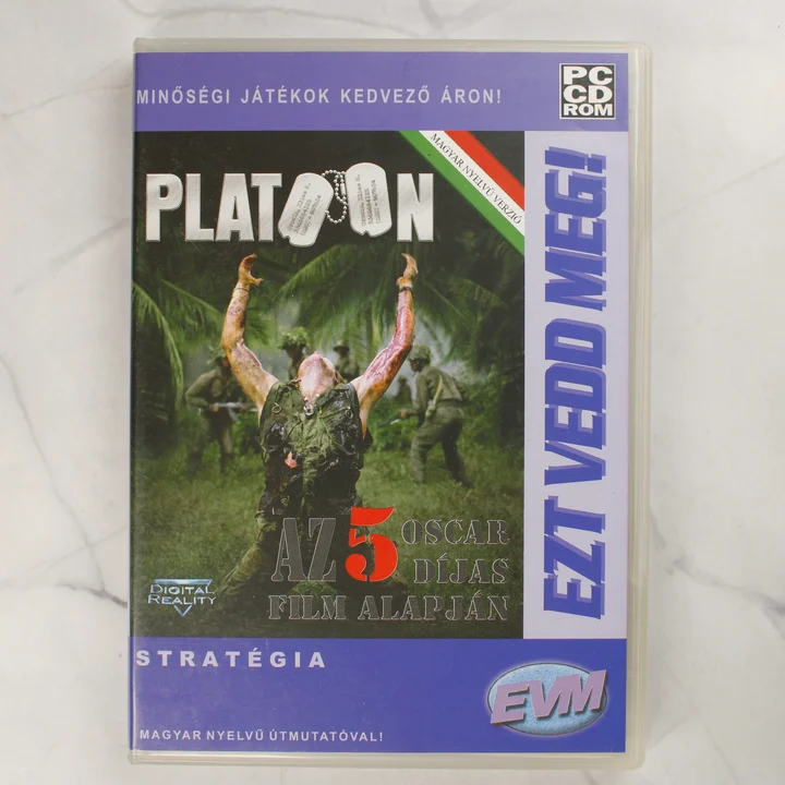 A Platoon PC videójáték tokjának előlapja a borítóval