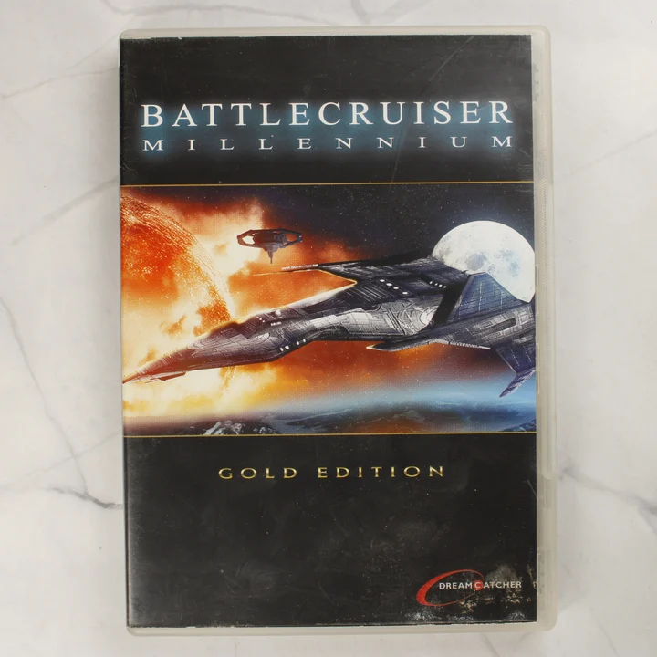A Battlecruiser Millennium Gold Edition PC-s videójáték tokjának előlapja