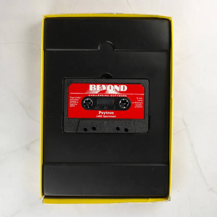 Psytron kazetta A fekete Psytron szoftverkazetta a műanyag tartóban