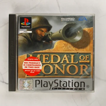 Medal of Honor Platinum kiadású PlayStation játék tokja elölről, piros matricával