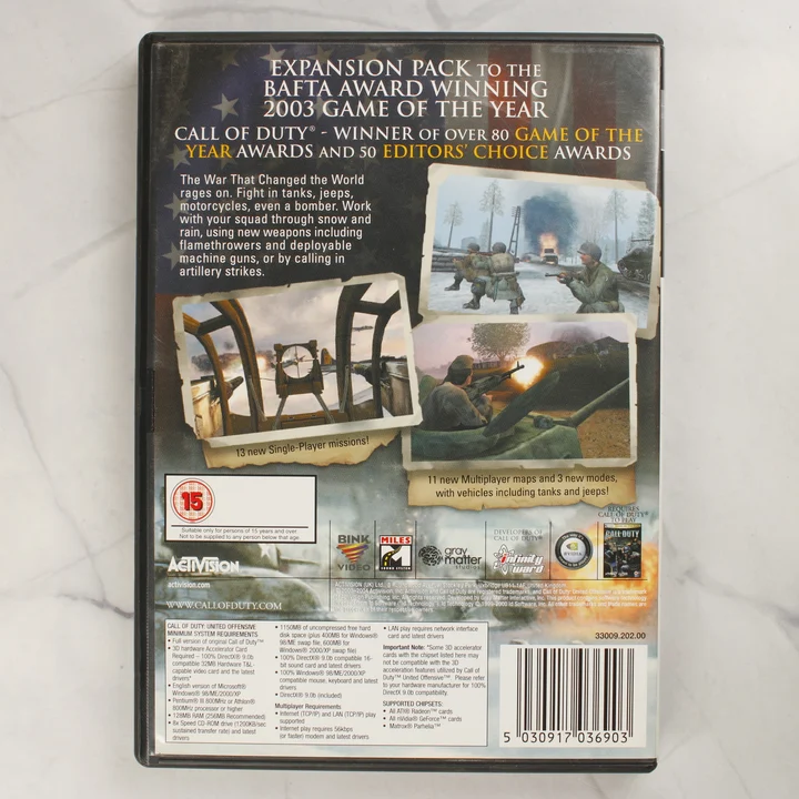 Call of Duty United Offensive PC hátlap A Call of Duty: United Offensive PC-s játék tokjának hátoldala a leírással és rendszerkövetelményekkel