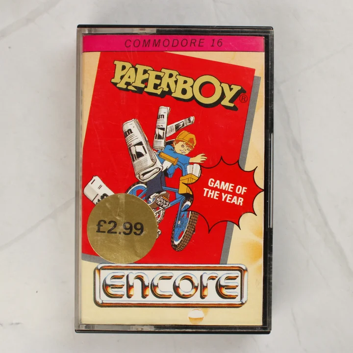 A Paperboy videójáték Commodore 16-os kiadásának előlapja a műanyag tokban