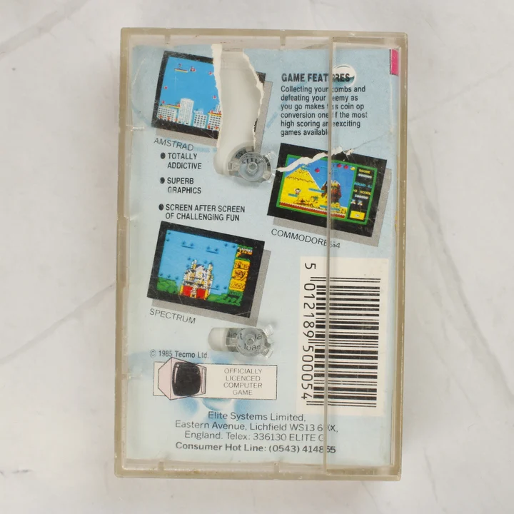 A Bomb Jack Commodore 16 videójáték tokja hátulról, szakadt borítóval