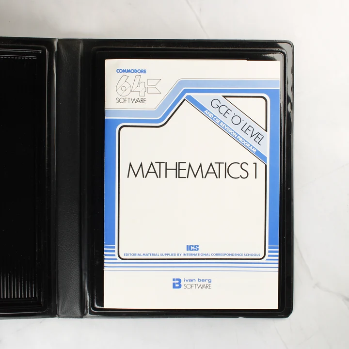 Mathematics 1 C64 belső füzet A nyitott szoftvertok a belső füzettel