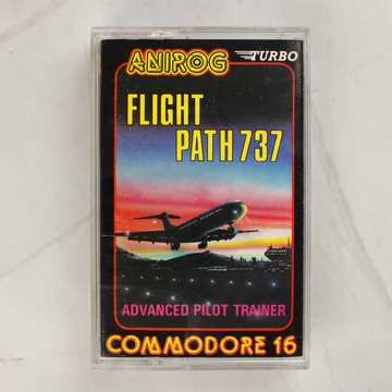 Flight Path 737 Commodore 16 videójáték kazetta tokban, elölnézetből
