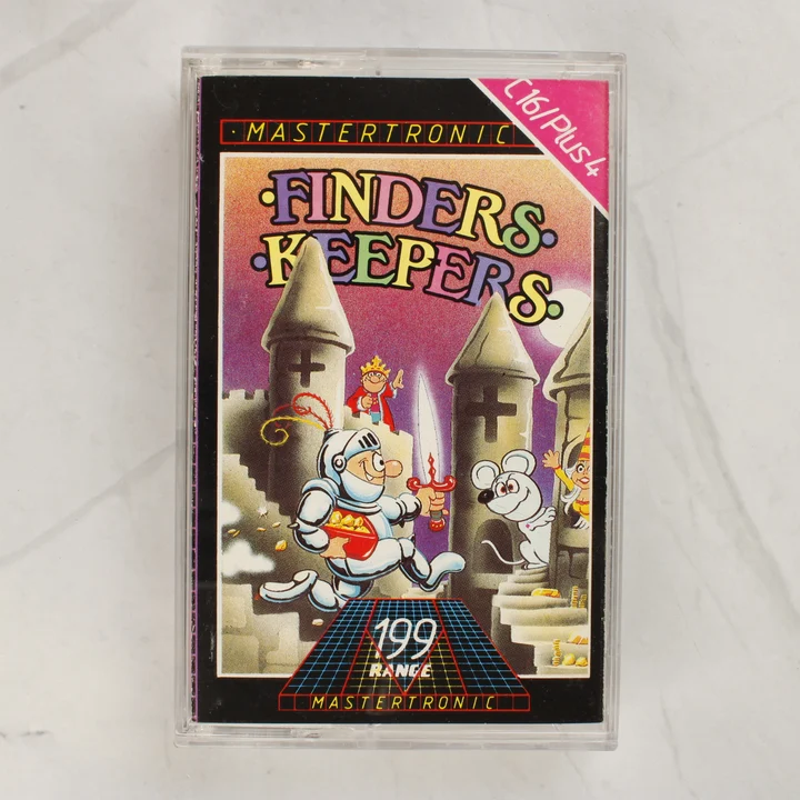 A Finders Keepers Commodore 16 játék kazettás kiadása a műanyag tokban, elölnézetből