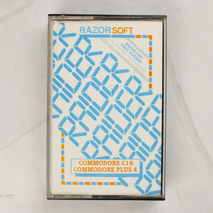 Razorsoft Raider videójáték tokja elölről, Commodore C16 és Plus 4 felirattal