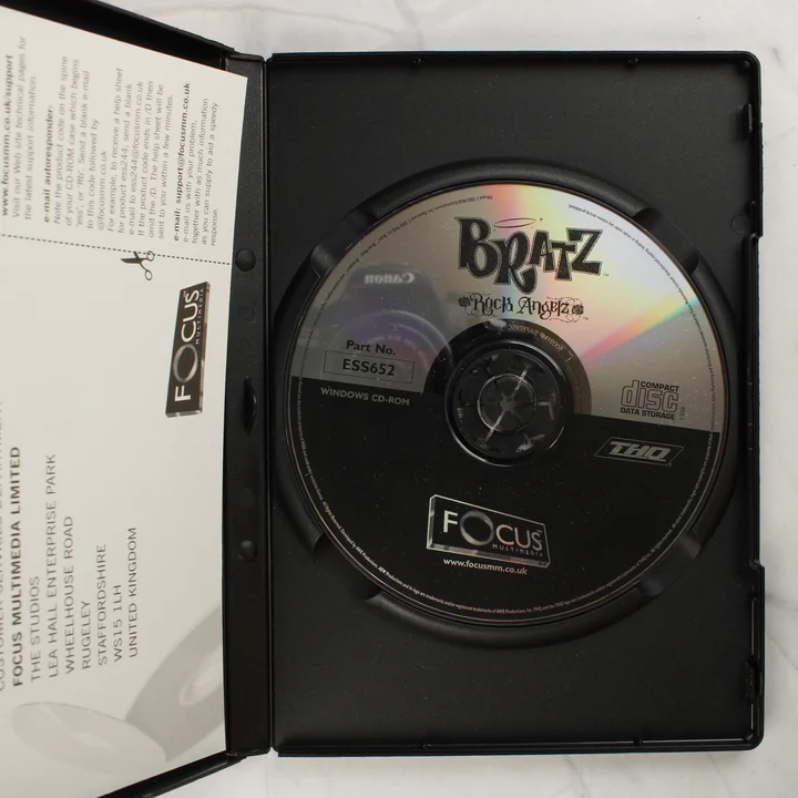 Bratz Rock Angelz PC CD-ROM lemez a nyitott tokban