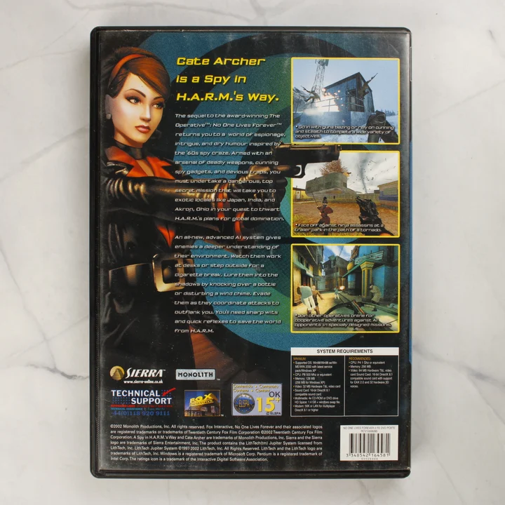 No One Lives Forever 2 PC játék tokjának hátoldala a rendszerkövetelményekkel