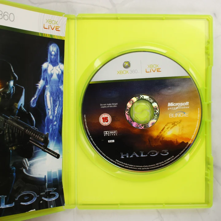 Nyitott Halo 3 Xbox 360 tok a játéklemezzel és a füzettel