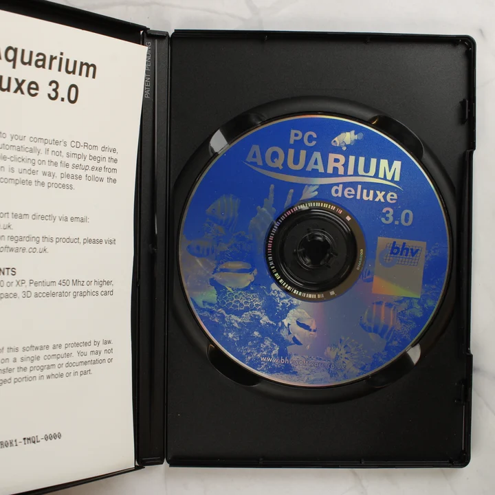 PC Aquarium Deluxe 3.0 nyitott tok CD-vel PC Aquarium Deluxe 3.0 nyitott tok a CD lemezzel és füzettel